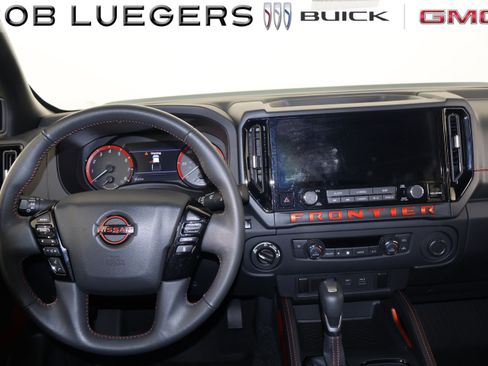Used 2025 Nissan Frontier PRO-4X w/ Interior Protection Package AWD/4WD image 15