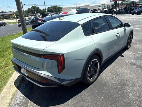 Used 2025 Kia K4 EX FWD image 5