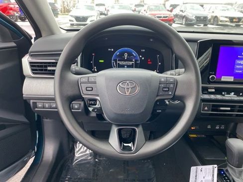 New 2026 Toyota Camry LE image 25