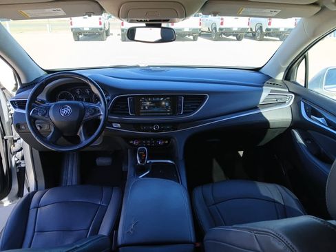 Used 2019 Buick Enclave Essence image 20
