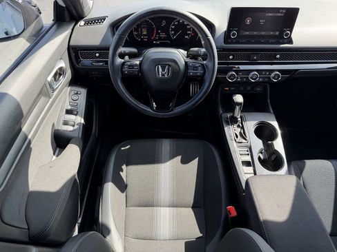 Used 2025 Honda Civic Sport image 14