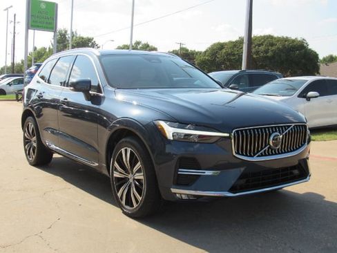 Used 2023 Volvo XC60 B5 Plus w/ Protection Package Premier image 4