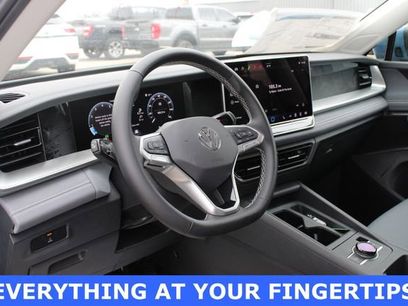 New 2026 Volkswagen Tiguan SE