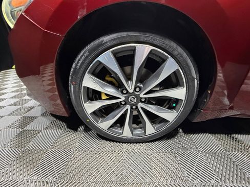 Used 2016 Nissan Maxima SR image 26