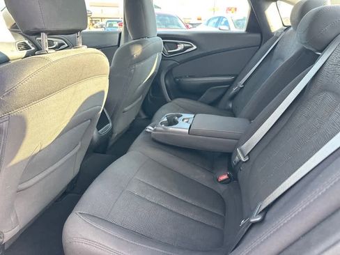 Used 2016 Chrysler 200 Limited w/ Anniversary Edition image 13