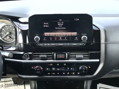 Used 2023 Nissan Pathfinder SV image 20