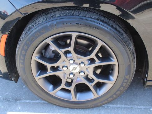 Used 2018 Dodge Charger GT w/ Blacktop Package image 11