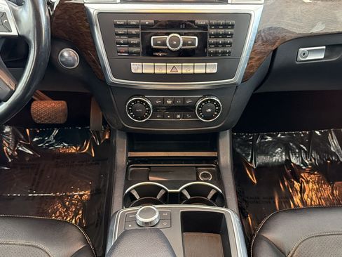Used 2013 Mercedes-Benz ML 350 4MATIC w/ Premium 1 Pkg image 19