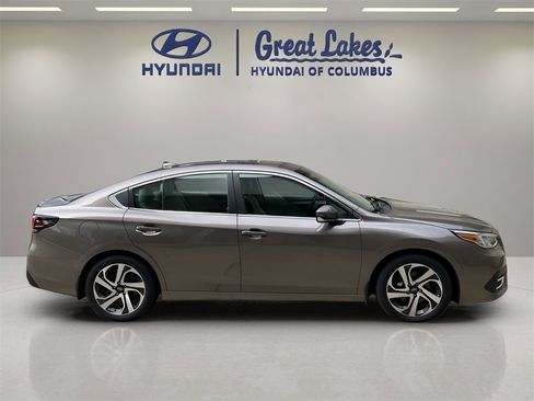 Used 2022 Subaru Legacy Limited w/ Popular Package #3 image 6