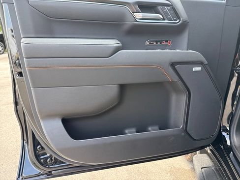 New 2026 GMC Sierra 1500 AT4 w/ AT4 Premium Package AWD/4WD image 12