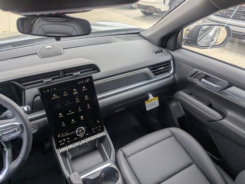 New 2026 GMC Terrain Elevation w/ Elevation Premium Package image 18