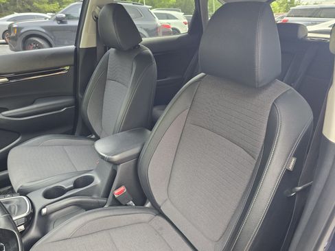 Used 2023 Kia Seltos S w/ Navigation Package FWD image 12