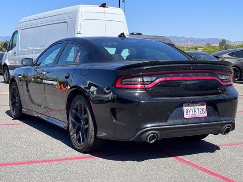 Used 2021 Dodge Charger R/T w/ Blacktop Package RWD image 4