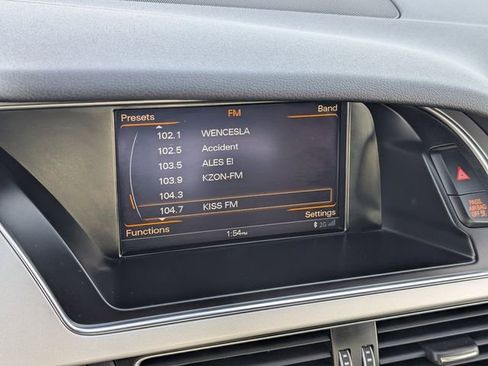 Used 2017 Audi S5 3.0T Cabriolet w/ Technology Package image 26