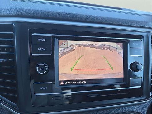 Used 2021 Volkswagen Atlas Cross Sport S image 13