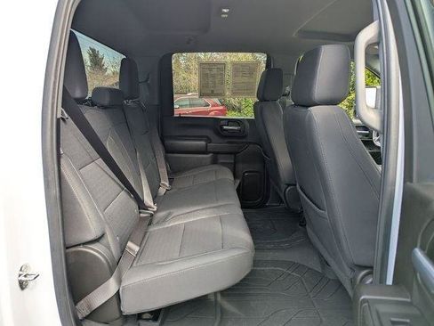 Used 2024 Chevrolet Silverado 2500 Custom w/ Custom Convenience Package AWD/4WD image 32