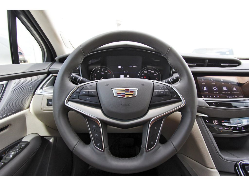 Certified 2023 Cadillac XT5 Premium Luxury w/ Technology Package FWD image 14
