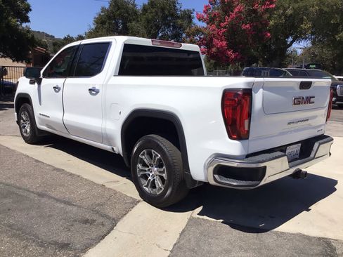 Used 2025 GMC Sierra 1500 SLT RWD image 3