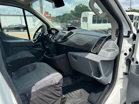 Used 2016 Ford Transit 150 130 Low Roof RWD image 17