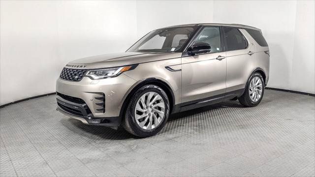 Used 2023 Land Rover Discovery S R-Dynamic AWD/4WD image 2