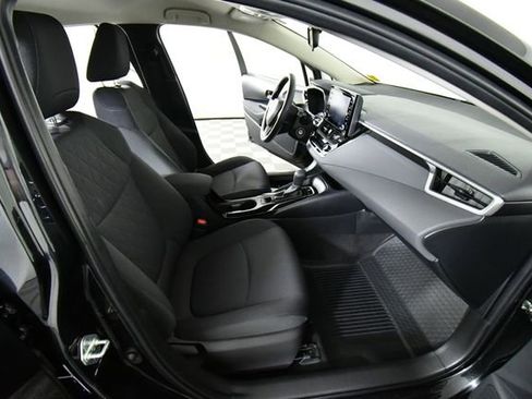 Used 2022 Toyota Corolla LE image 22