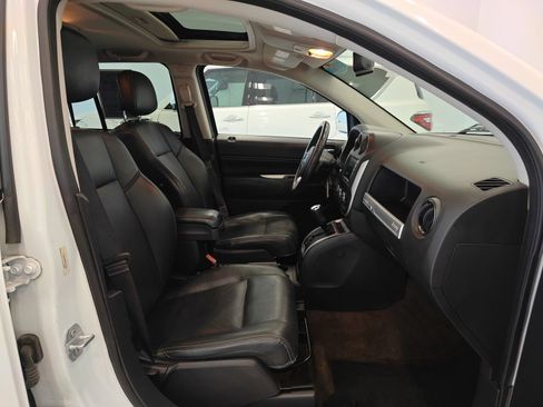 Used 2016 Jeep Compass High Altitude AWD/4WD image 16