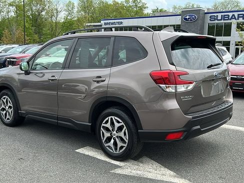 Certified 2023 Subaru Forester Premium AWD/4WD image 6