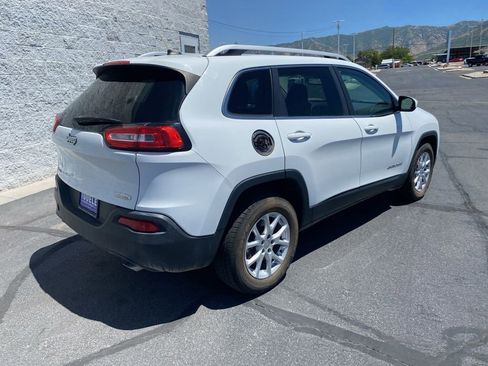 Used 2014 Jeep Cherokee Latitude image 8