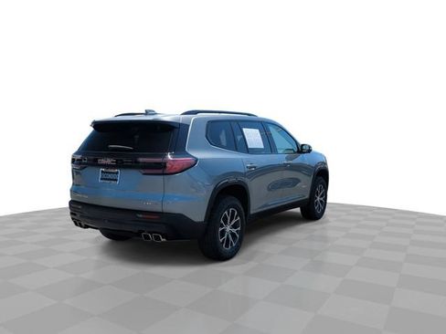 Used 2025 GMC Acadia AT4 AWD/4WD image 17