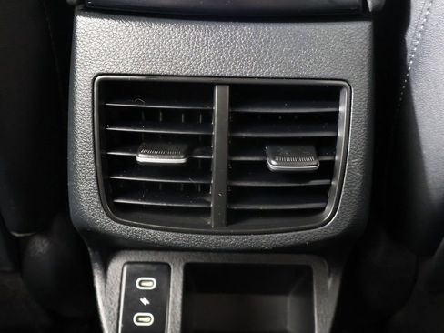 Used 2024 Kia Seltos S AWD/4WD image 49