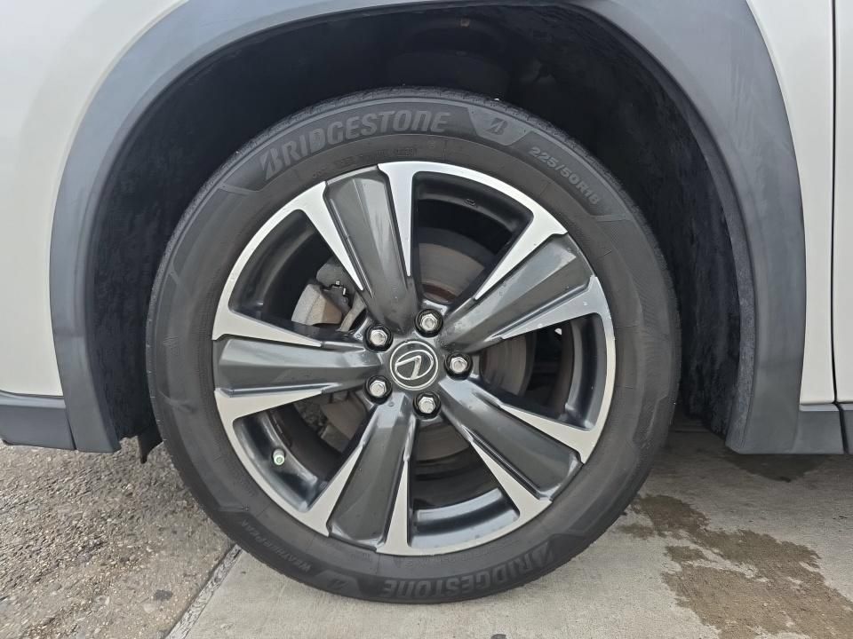 Used 2019 Lexus UX 250h AWD/4WD image 9