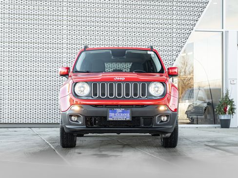 Used 2016 Jeep Renegade Latitude w/ Safety & Security Group image 32