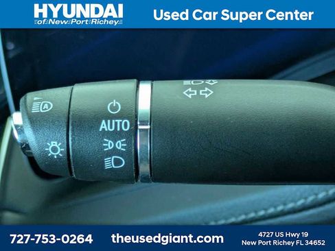 Used 2024 Cadillac XT4 Premium Luxury FWD image 37