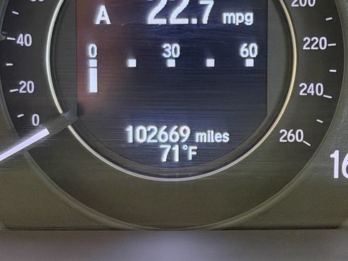 Used 2017 Honda Accord Touring image 41