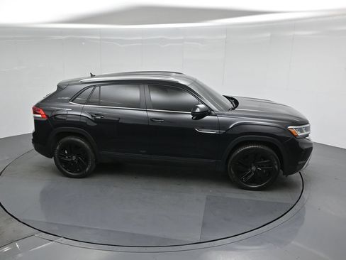 Used 2023 Volkswagen Atlas Cross Sport SE w/ Black Wheel Package AWD/4WD image 50