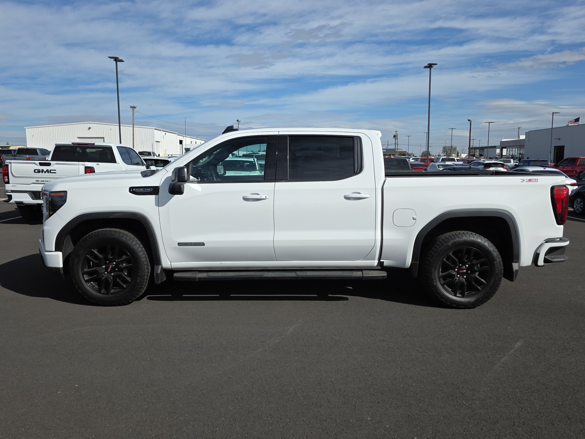 Used 2025 GMC Sierra 1500 Elevation AWD/4WD image 4