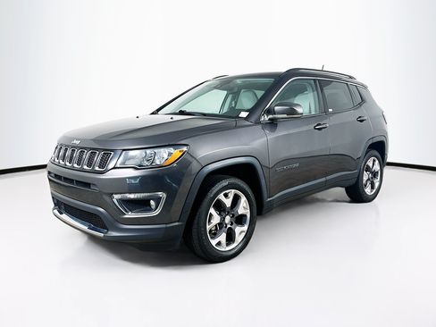 Used 2021 Jeep Compass Limited w/ Sun and Sound Group AWD/4WD image 3