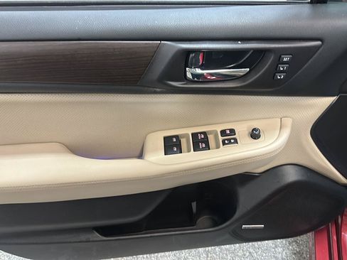 Used 2017 Subaru Legacy 2.5i Limited AWD/4WD image 17