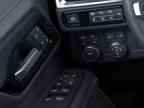 New 2026 GMC Yukon Denali w/ Advanced Technology Package AWD/4WD image 22