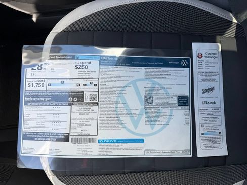 New 2026 Volkswagen Taos SE AWD/4WD image 31