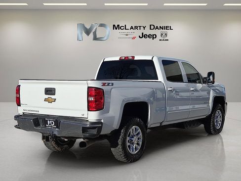 Used 2018 Chevrolet Silverado 2500 LT w/ LT Fleet Convenience Package image 5