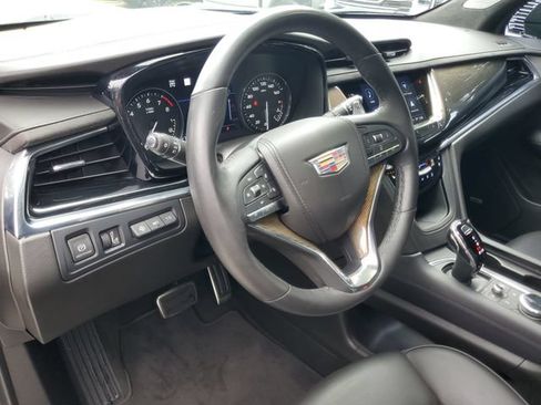 Certified 2023 Cadillac XT6 Sport w/ LPO, ONYX Package AWD/4WD image 19