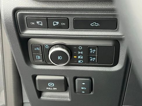 Used 2024 Ford F150 Platinum w/ Equipment Group 702A High AWD/4WD image 24