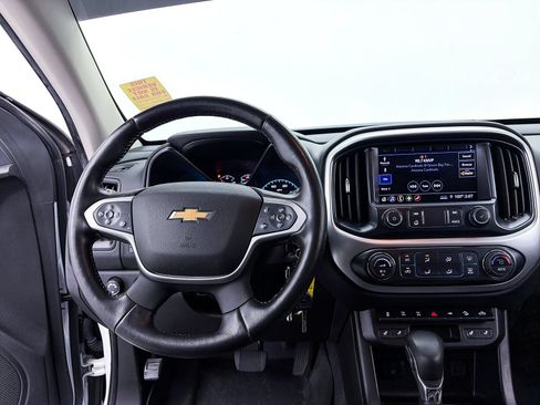Used 2022 Chevrolet Colorado ZR2 AWD/4WD image 8