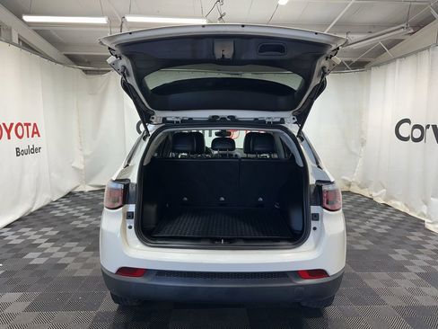 Used 2019 Jeep Compass Latitude w/ Popular Equipment Group image 17