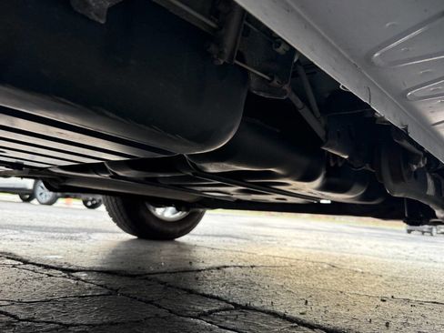 Used 2020 Dodge Grand Caravan SE image 28