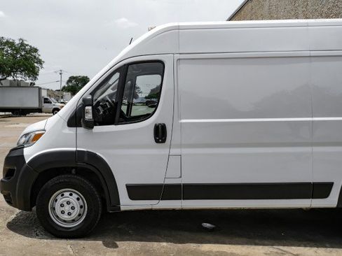 Used 2023 RAM ProMaster 1500 w/ Convenience Group FWD image 11
