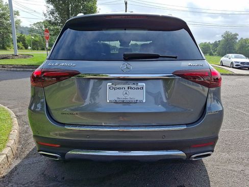 Used 2025 Mercedes-Benz GLE 450e 4MATIC image 5