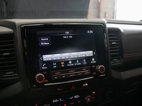 Used 2024 Nissan Frontier PRO-4X w/ Pro Premium Package image 33