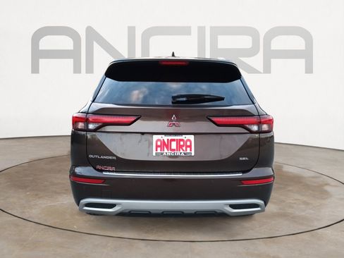 Used 2022 Mitsubishi Outlander SEL image 9